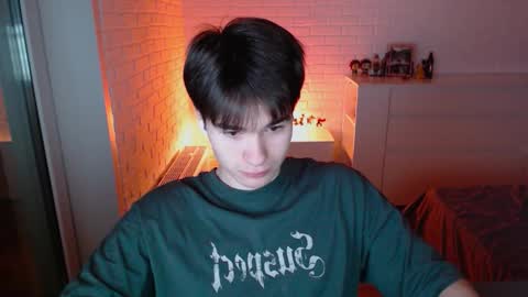 Snapshot of charleshanson69 chatting on November 29, 2025, 2:20 pm charleshanson69 online show from November 29, 2025, 2:20 pm