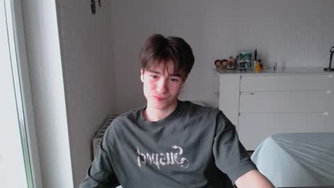 Snapshot of charleshanson69 chatting on December 5, 2025, 6:11 am charleshanson69 online show from December 5, 2025, 6:11 am