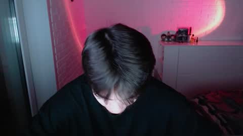 Snapshot of charleshanson69 chatting on December 17, 2025, 12:44 pm charleshanson69 online show from December 17, 2025, 12:44 pm