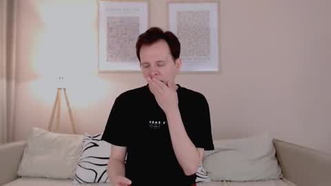 Charley online show from November 13, 2025, 12:04 pm