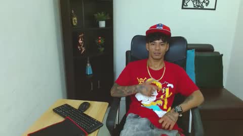 Snapshot of charlie_oconnor chatting on December 29, 2024, 2:49 am Charlie oconnor online show from December 29, 2024, 2:49 am