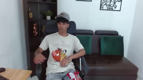 Snapshot of charlie_oconnor chatting on January 23, 2025, 9:50 am Charlie oconnor online show from January 23, 2025, 9:50 am