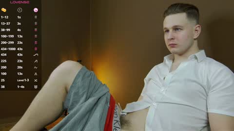 Snapshot of charlie_smiley chatting on December 5, 2024, 1:58 am Charlie Smiley online show from December 5, 2024, 1:58 am