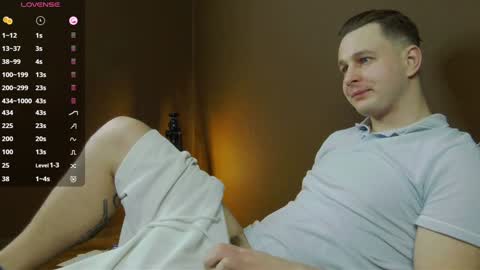 Snapshot of charlie_smiley chatting on December 10, 2024, 4:24 am Charlie Smiley online show from December 10, 2024, 4:24 am