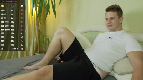 Snapshot of charlie_smiley chatting on September 10, 2025, 5:57 pm Charlie Smiley online show from September 10, 2025, 5:57 pm