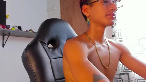 Snapshot of charlieerusso chatting on December 10, 2024, 7:32 pm Charles Russo online show from December 10, 2024, 7:32 pm