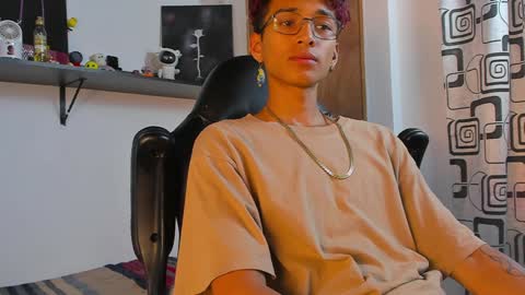 Snapshot of charlieerusso chatting on December 11, 2024, 10:49 pm Charles Russo online show from December 11, 2024, 10:49 pm