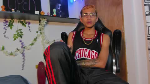 Snapshot of charlieerusso chatting on January 25, 2025, 11:11 pm Charles Russo online show from January 25, 2025, 11:11 pm