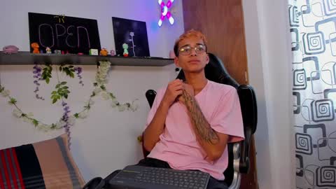 Snapshot of charlieerusso chatting on January 31, 2025, 7:29 pm Charles Russo online show from January 31, 2025, 7:29 pm