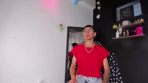 Snapshot of charlieerusso chatting on February 6, 2026, 6:33 pm Charles Russo online show from February 6, 2026, 6:33 pm