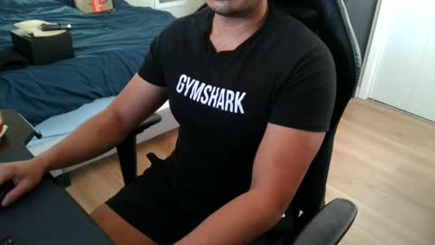 Snapshot of charliekkw chatting on December 8, 2024, 9:19 pm charliekkw online show from December 8, 2024, 9:19 pm