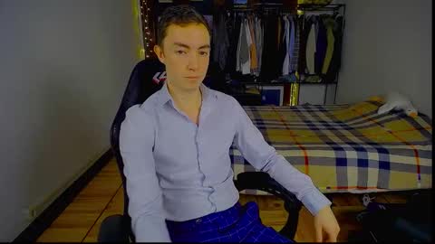 Snapshot of charlieseyer chatting on January 16, 2026, 8:29 am carlos reyes online show from January 16, 2026, 8:29 am