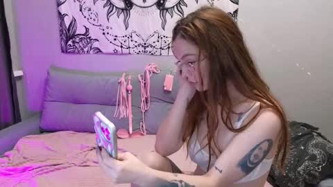 charliestormm online show from November 21, 2025, 4:33 am