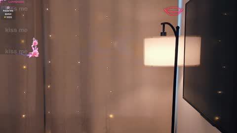 Snapshot of charlinepiker chatting on February 5, 2026, 8:30 am Yumi online show from February 5, 2026, 8:30 am