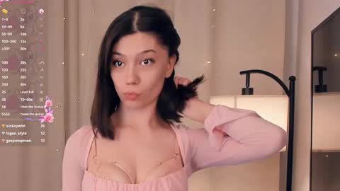 Snapshot of charlinepiker chatting on February 18, 2026, 9:11 pm Yumi online show from February 18, 2026, 9:11 pm