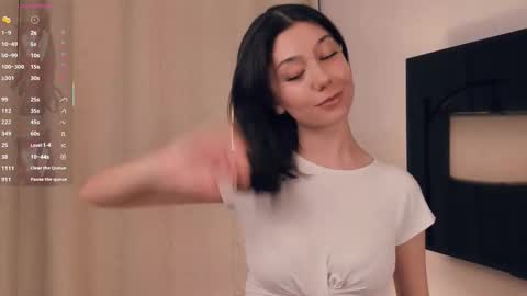 Snapshot of charlinepiker chatting on February 23, 2026, 7:44 pm Yumi online show from February 23, 2026, 7:44 pm