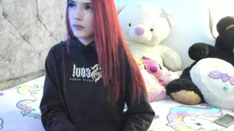 Snapshot of charllotte__hall_ chatting on May 3, 2026, 10:49 pm charllotte__hall_ online show from May 3, 2026, 10:49 pm