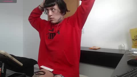 Snapshot of charlotbelucci_ chatting on October 27, 2025, 9:35 am Ale punky online show from October 27, 2025, 9:35 am