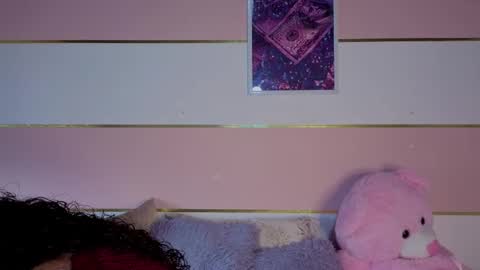 Snapshot of charlote__miller chatting on February 2, 2026, 11:42 am You honey online show from February 2, 2026, 11:42 am