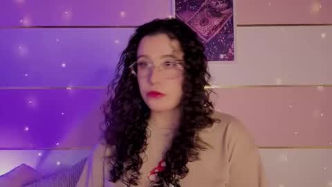 Snapshot of charlote__miller chatting on February 20, 2026, 11:43 am You honey online show from February 20, 2026, 11:43 am