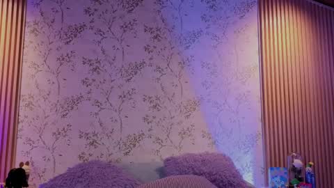 Snapshot of charlote__miller chatting on May 11, 2026, 4:04 pm You honey online show from May 11, 2026, 4:04 pm