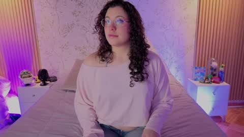 Snapshot of charlote__miller chatting on May 18, 2026, 11:38 am You honey online show from May 18, 2026, 11:38 am