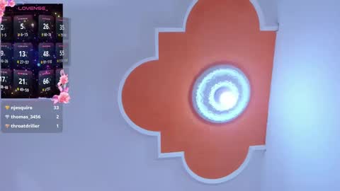 Snapshot of charlotewalker chatting on December 10, 2024, 10:16 pm CharloteWalker online show from December 10, 2024, 10:16 pm