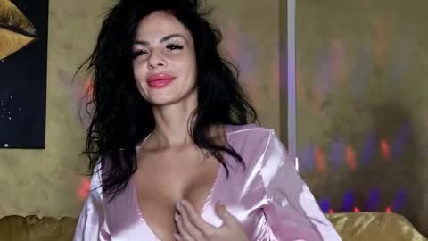 CHARLOTTE online show from March 11, 2026, 3:34 am