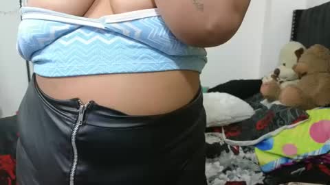 charlotte_027 online show from February 28, 2025, 5:15 am