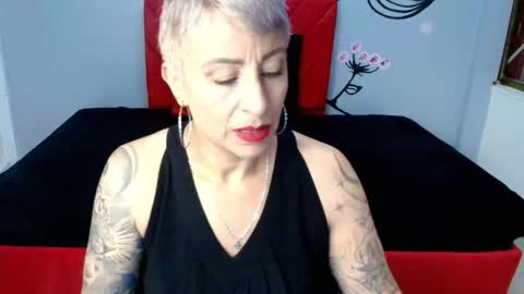 Snapshot of charlotte__gray chatting on October 22, 2025, 12:16 pm CHARLOTTE GRAY online show from October 22, 2025, 12:16 pm