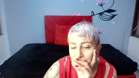 Snapshot of charlotte__gray chatting on November 10, 2025, 12:15 pm CHARLOTTE GRAY online show from November 10, 2025, 12:15 pm