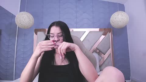 Snapshot of charlotte_colee chatting on December 2, 2024, 11:56 am Charlotte colee online show from December 2, 2024, 11:56 am