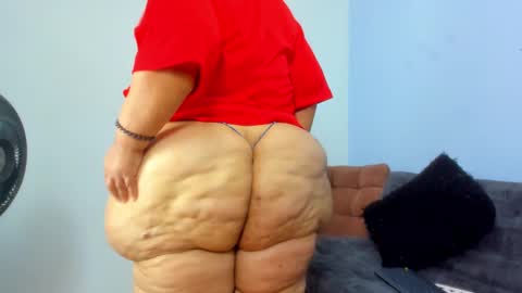 Snapshot of charlotte_curvy_ chatting on March 11, 2025, 8:09 pm Angelica Charlotte online show from March 11, 2025, 8:09 pm