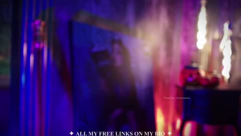 Snapshot of charlotte_germanotta_ chatting on October 23, 2025, 5:55 pm Charlotte online show from October 23, 2025, 5:55 pm