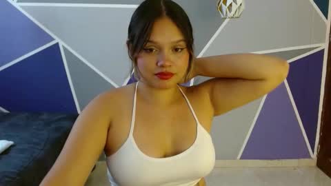 Charlotte  online show from October 21, 2025, 5:46 pm