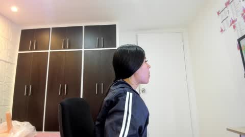 Charlotte Icee online show from December 16, 2024, 3:43 pm