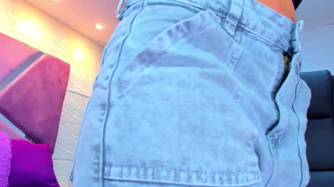 Charlotte Icee online show from October 25, 2025, 3:07 pm