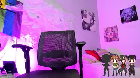 Charlie  online show from October 15, 2025, 10:15 am