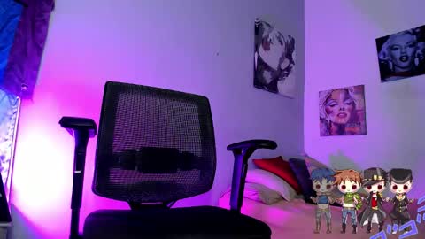 Charlie  online show from December 14, 2025, 4:12 pm