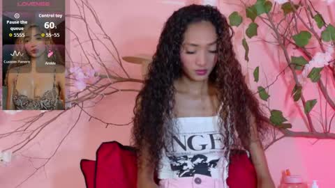 Snapshot of charlotte_love10 chatting on May 2, 2026, 11:59 am CHARLOTTE online show from May 2, 2026, 11:59 am
