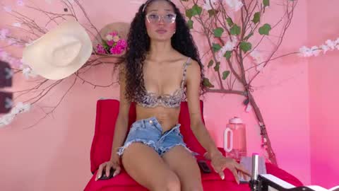 Snapshot of charlotte_love10 chatting on May 5, 2026, 8:28 pm CHARLOTTE online show from May 5, 2026, 8:28 pm