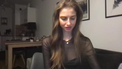 Snapshot of charlotte_roche chatting on November 5, 2025, 3:56 pm Charlotte Roche online show from November 5, 2025, 3:56 pm