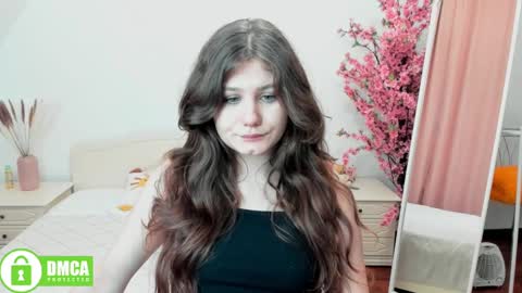 Charlotte online show from December 6, 2024, 12:27 pm