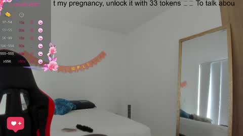 Snapshot of charlottecamgirls chatting on May 31, 2026, 4:58 pm Katherine online show from May 31, 2026, 4:58 pm