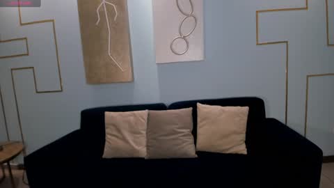 Charlotte online show from December 16, 2024, 11:01 am