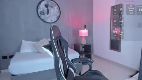 Charlottee online show from February 19, 2026, 2:18 am