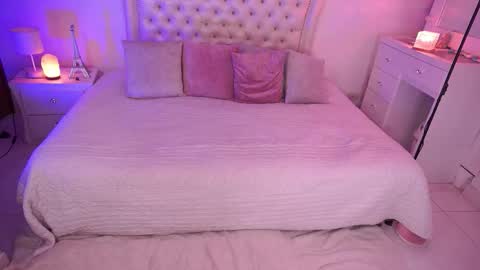 ill be online tomorrow December 1st online show from December 23, 2025, 4:32 am