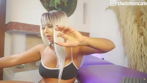 Charlottekiss online show from April 12, 2026, 9:42 pm