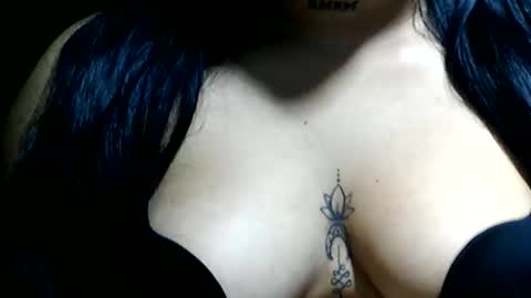 charlottequeen_21 online show from March 24, 2026, 10:53 am