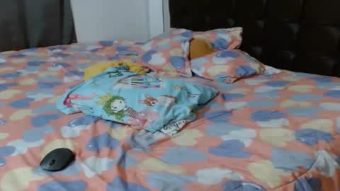 Snapshot of charlottesluthot chatting on December 27, 2024, 2:58 am charlotte online show from December 27, 2024, 2:58 am